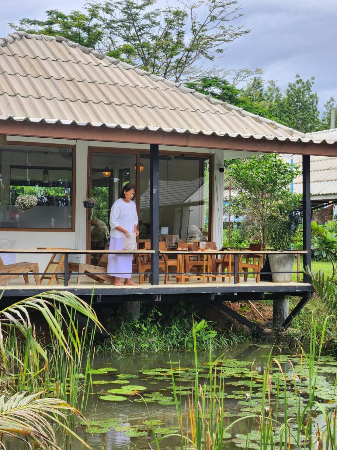 The Duck Cafe And Resort Trat Eksteriør billede
