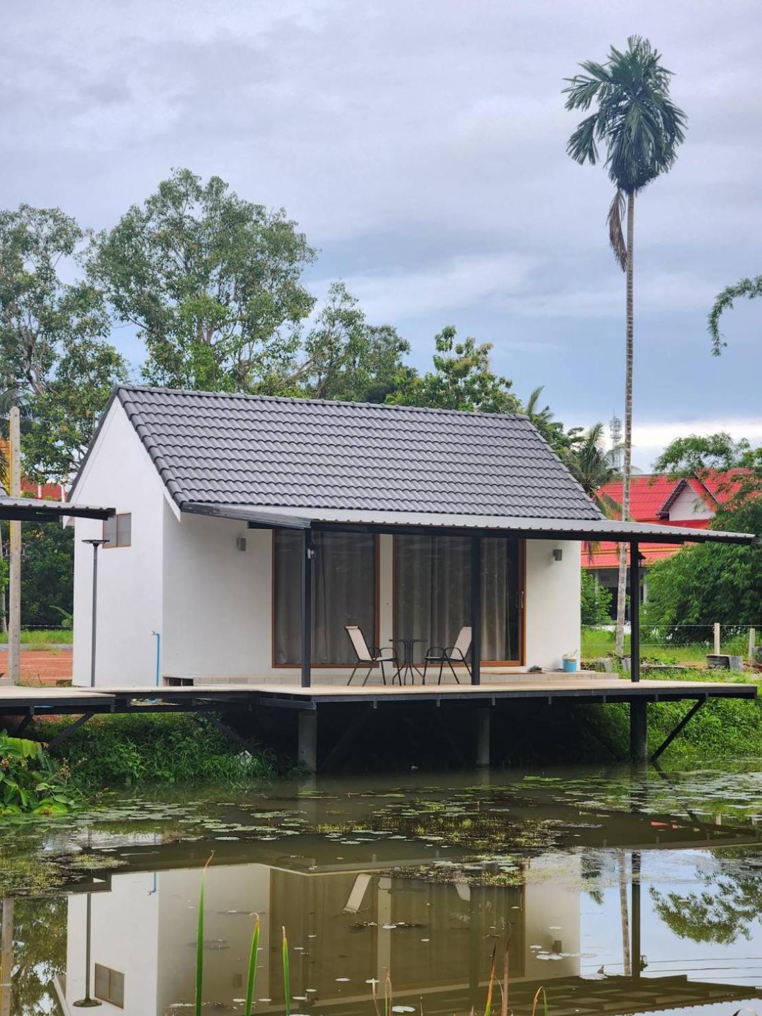 The Duck Cafe And Resort Trat Eksteriør billede